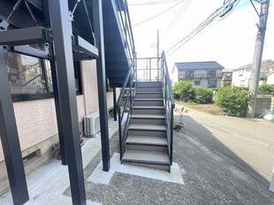 及川戸建２階の物件外観写真